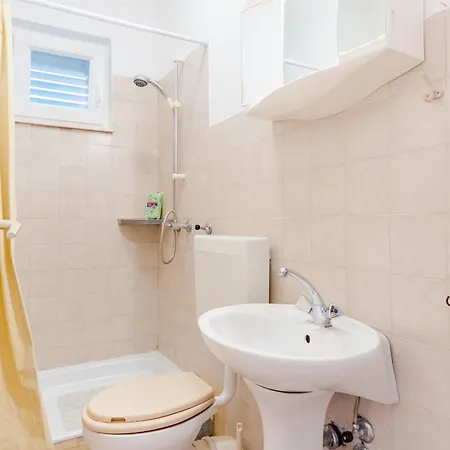아파트 Sea Star - Three-bedroom With Pool And Sea View 트로기르