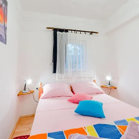 Sea Star - Three-bedroom With Pool And Sea View *