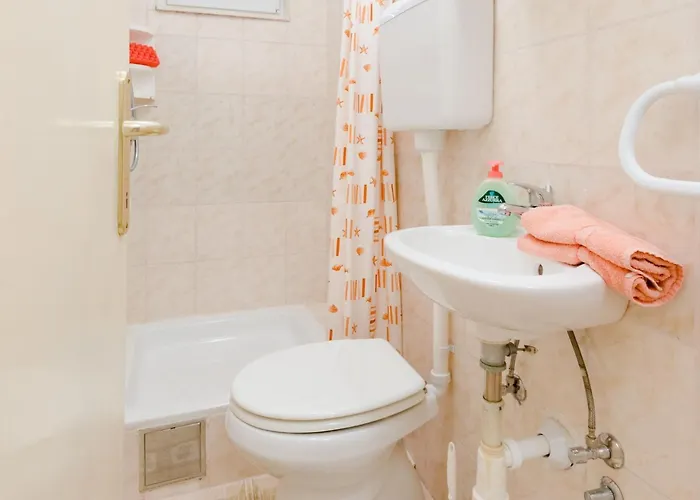 Sea Star - Three-bedroom With Pool And Sea View Appartement Trogir