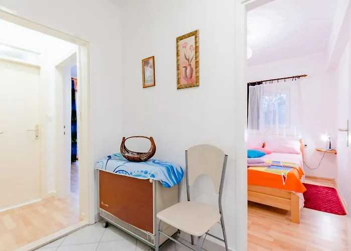 Sea Star - Three-bedroom With Pool And Sea View * Trogir