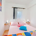 Sea Star - Three-bedroom With Pool And Sea View *