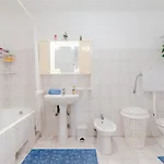 Apartment Sea Star - Three-bedroom With Pool And Sea View