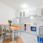 Apartment Sea Star - Three-bedroom With Pool And Sea View